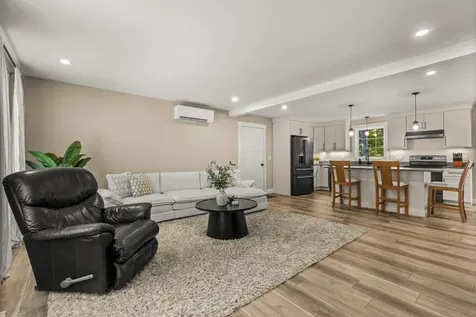 38 Laurel Lane Somersworth NH 03878