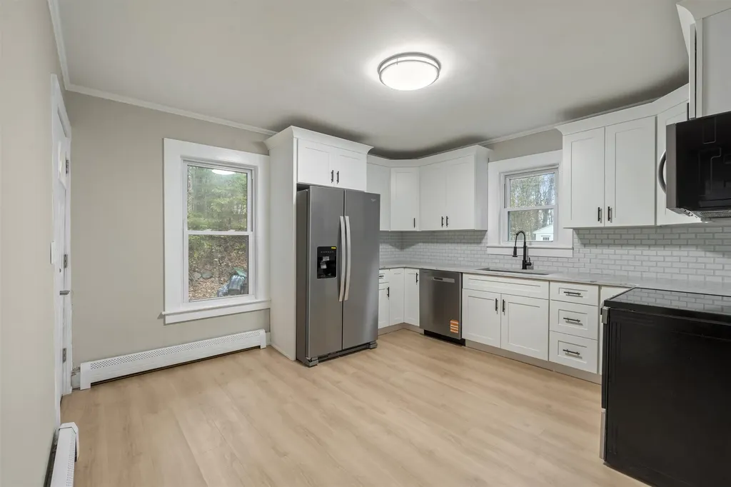 84 Sargent Lane Newport NH 03773