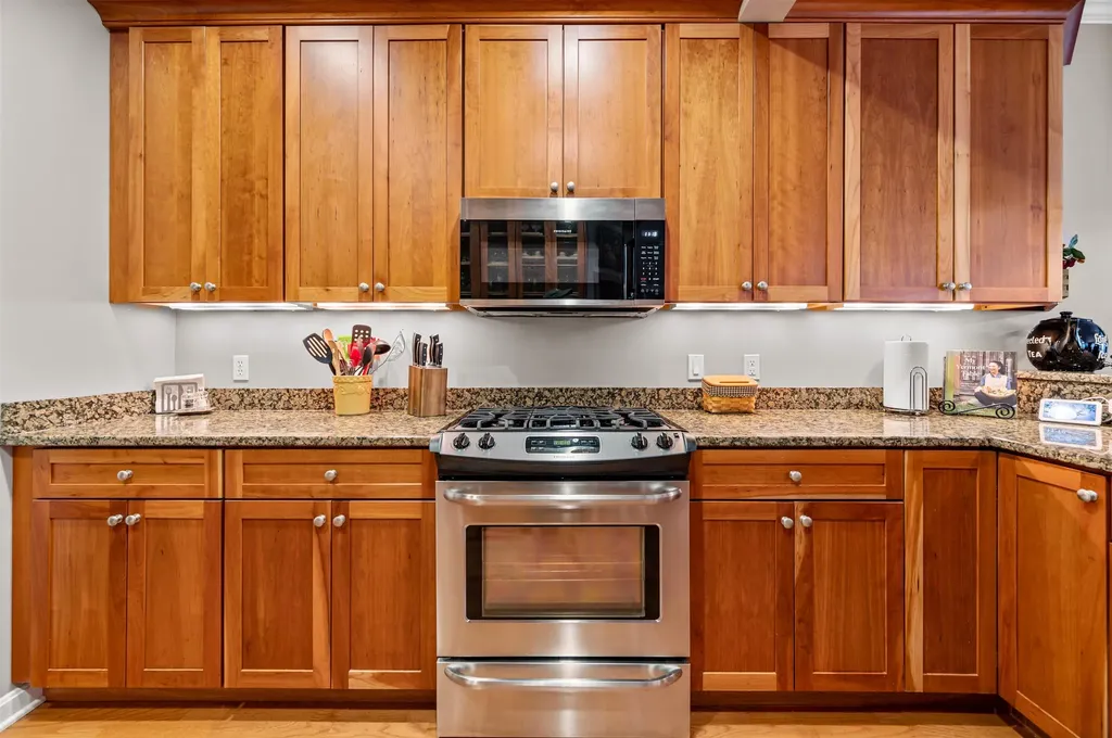 71 Hummingbird Lane South Burlington VT 05403