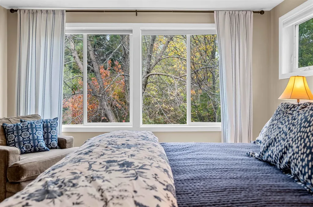 71 Hummingbird Lane South Burlington VT 05403