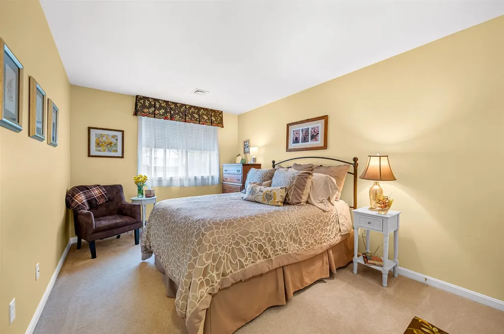 71 Hummingbird Lane South Burlington VT 05403