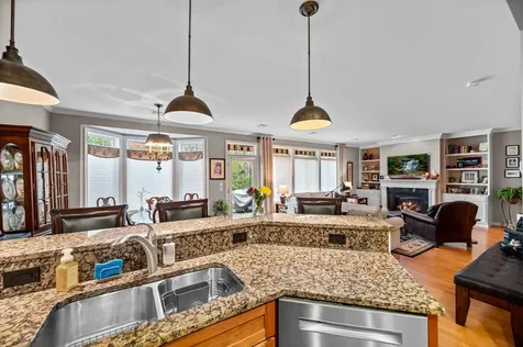 71 Hummingbird Lane South Burlington VT 05403