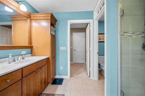 71 Hummingbird Lane South Burlington VT 05403