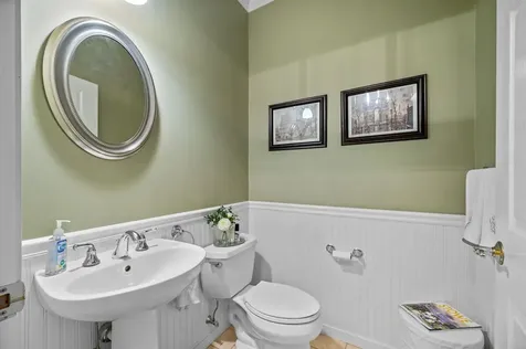 71 Hummingbird Lane South Burlington VT 05403