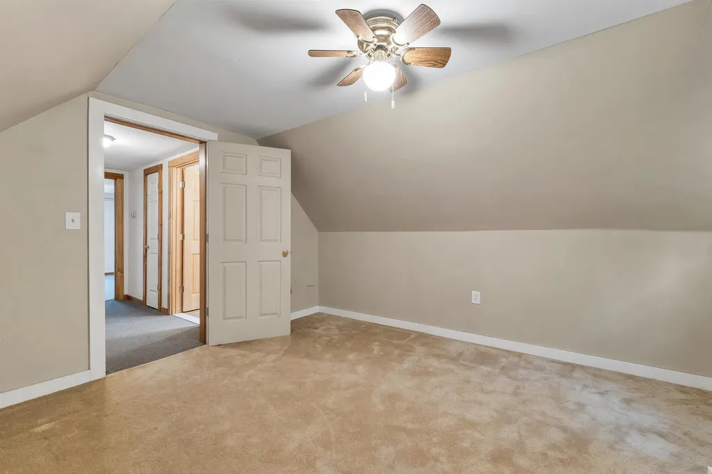 30 Del's Way Weare NH 03281