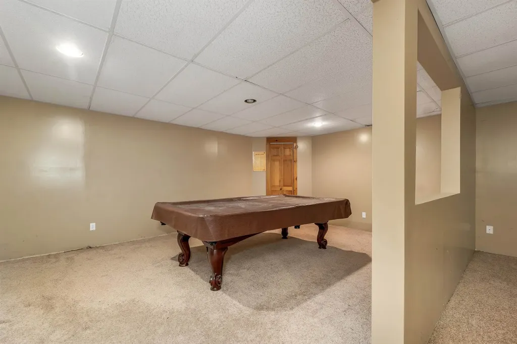 30 Del's Way Weare NH 03281