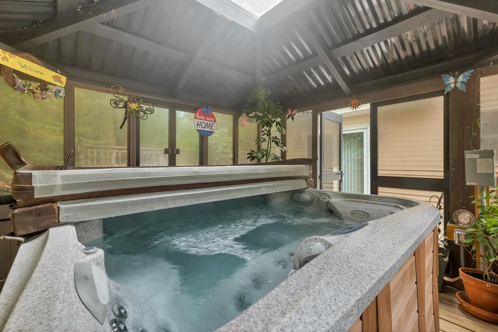 30 Del's Way Weare NH 03281