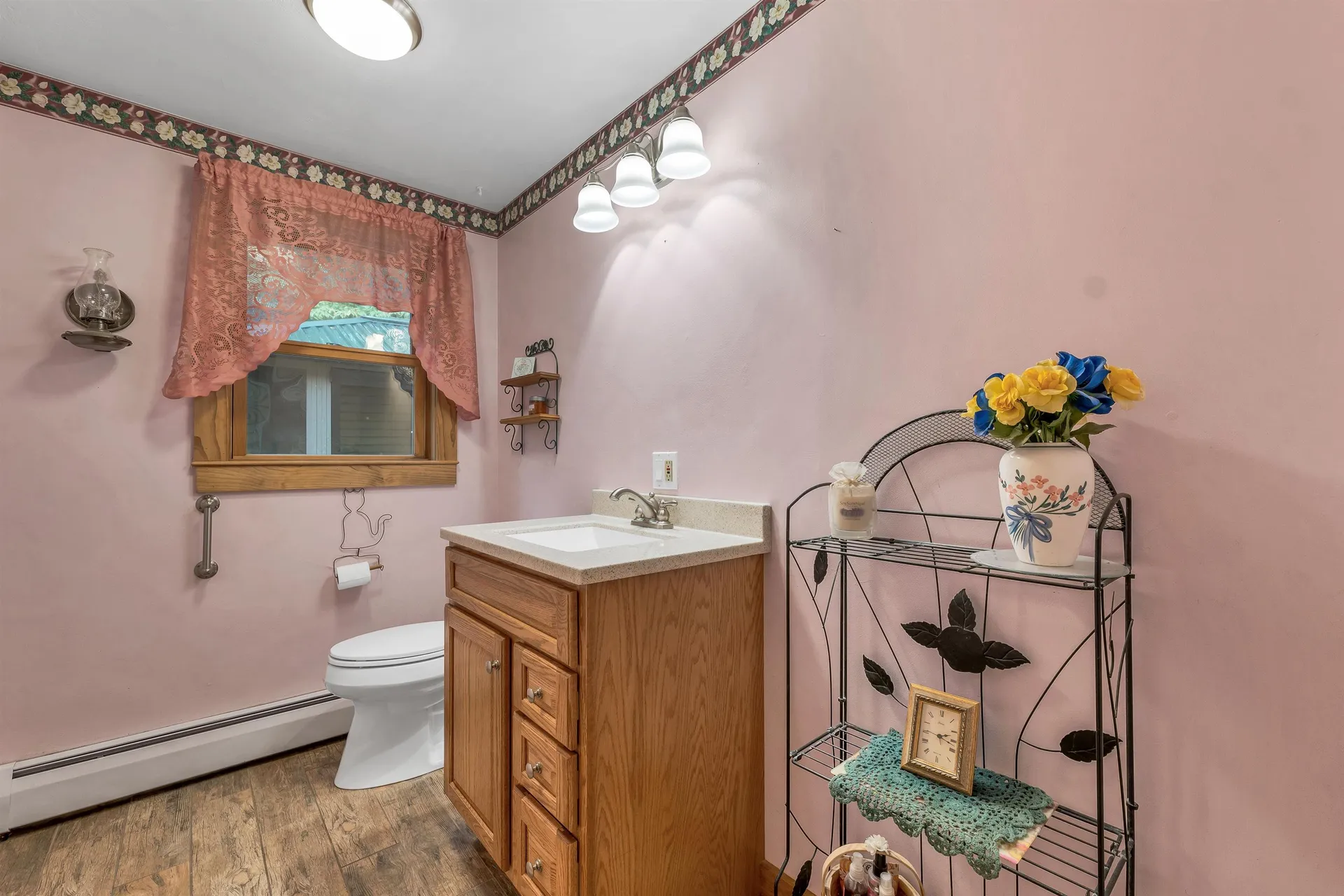 30 Del's Way Weare NH 03281