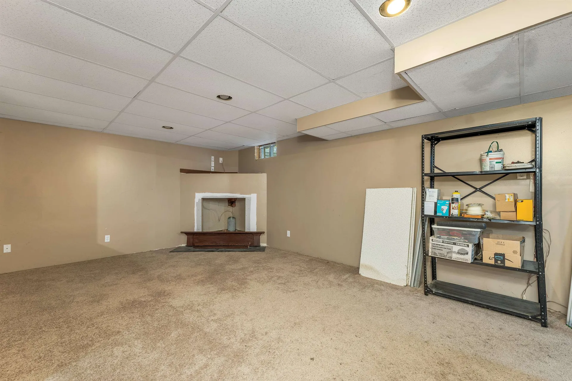 30 Del's Way Weare NH 03281