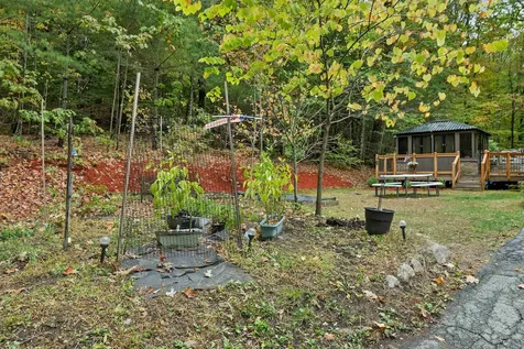 30 Del's Way Weare NH 03281