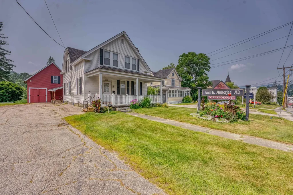 134 Cottage Street Littleton NH 03561