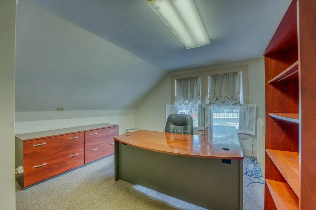 134 Cottage Street Littleton NH 03561