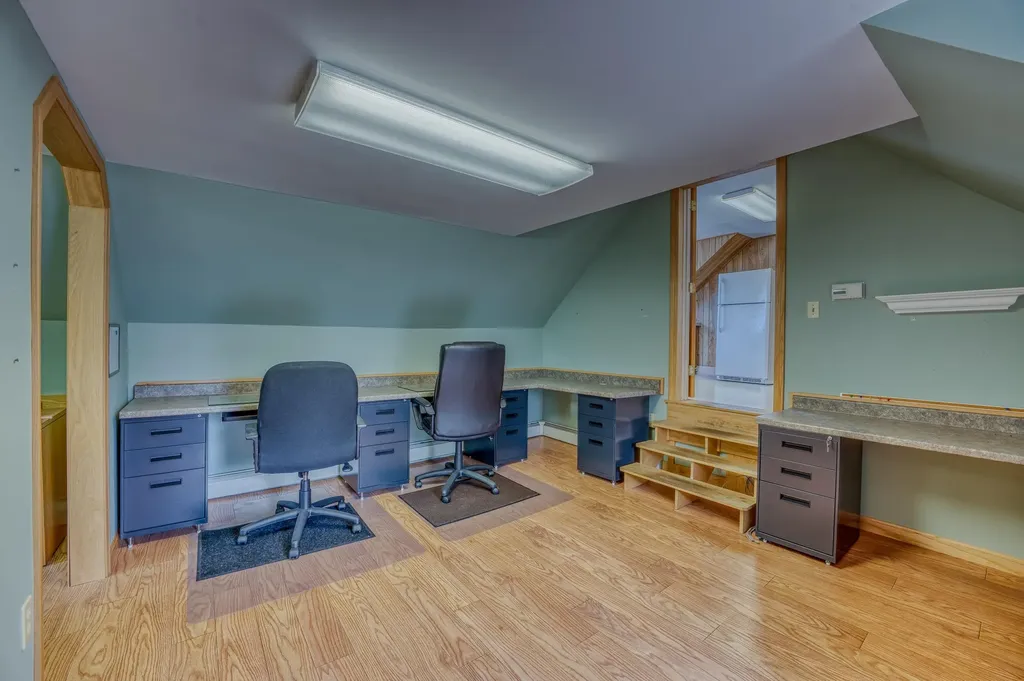 134 Cottage Street Littleton NH 03561