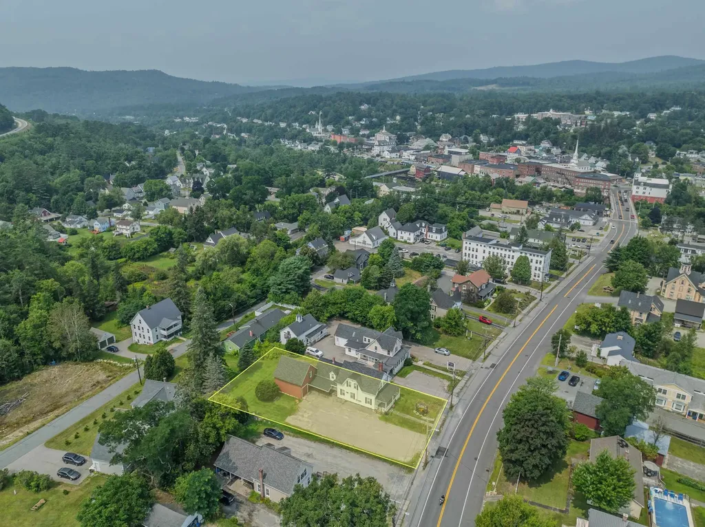 134 Cottage Street Littleton NH 03561