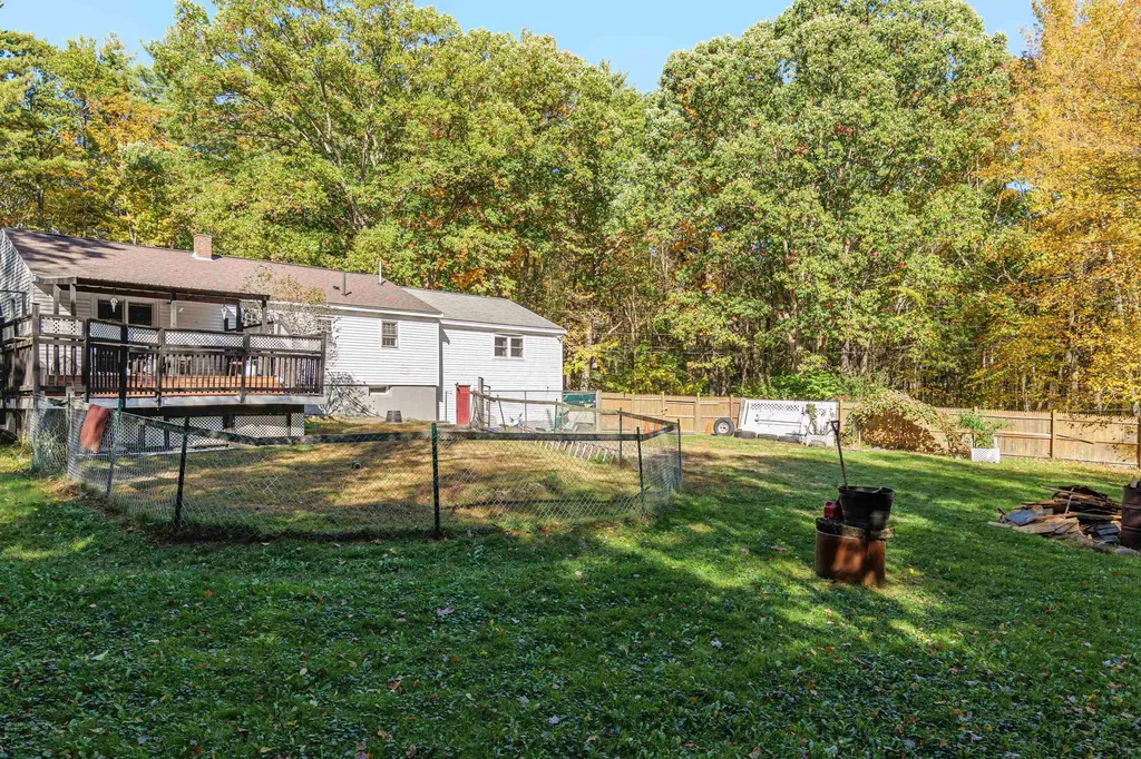 43 Maple Avenue Newton NH 03858