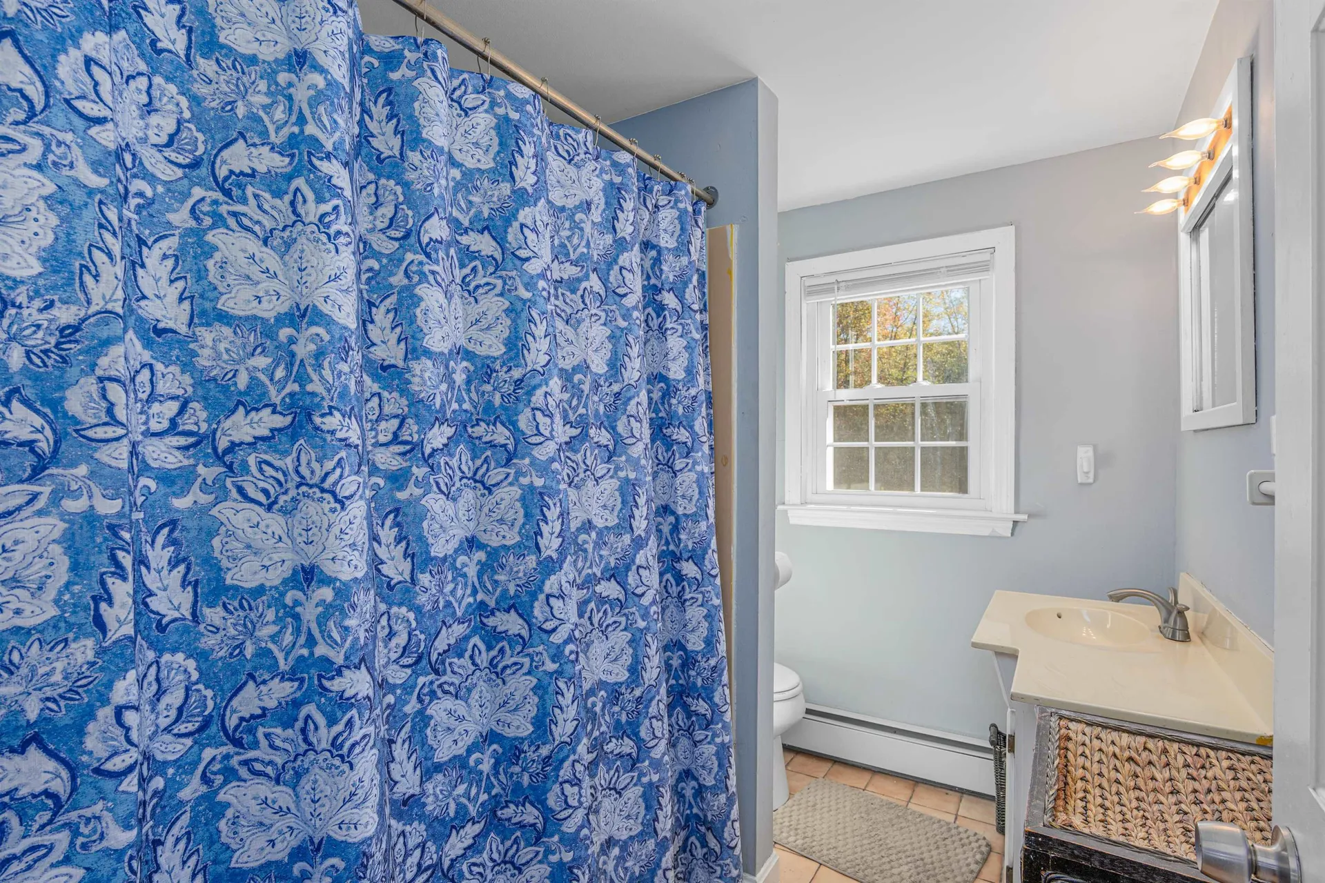 43 Maple Avenue Newton NH 03858