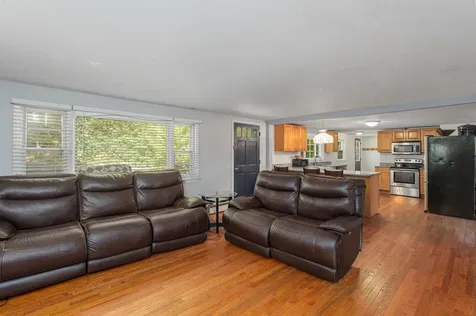 43 Maple Avenue Newton NH 03858