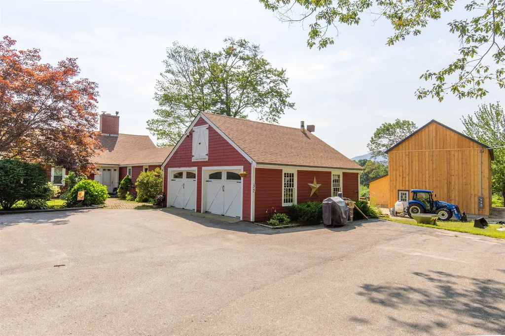 55 Hollow Hill Road Tamworth NH 03886