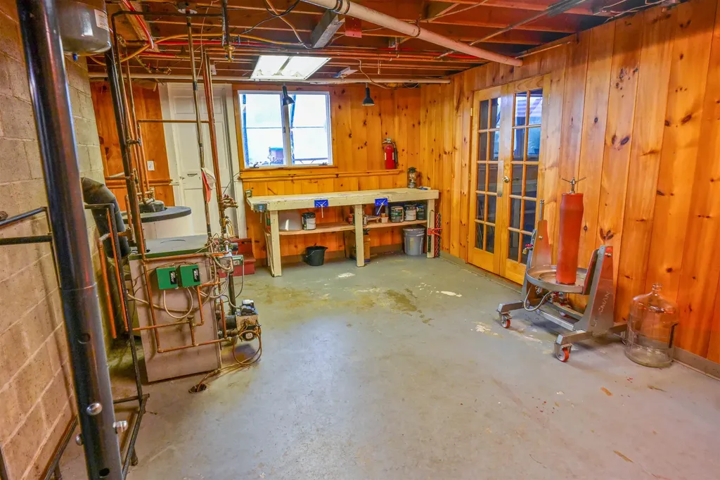 55 Hollow Hill Road Tamworth NH 03886