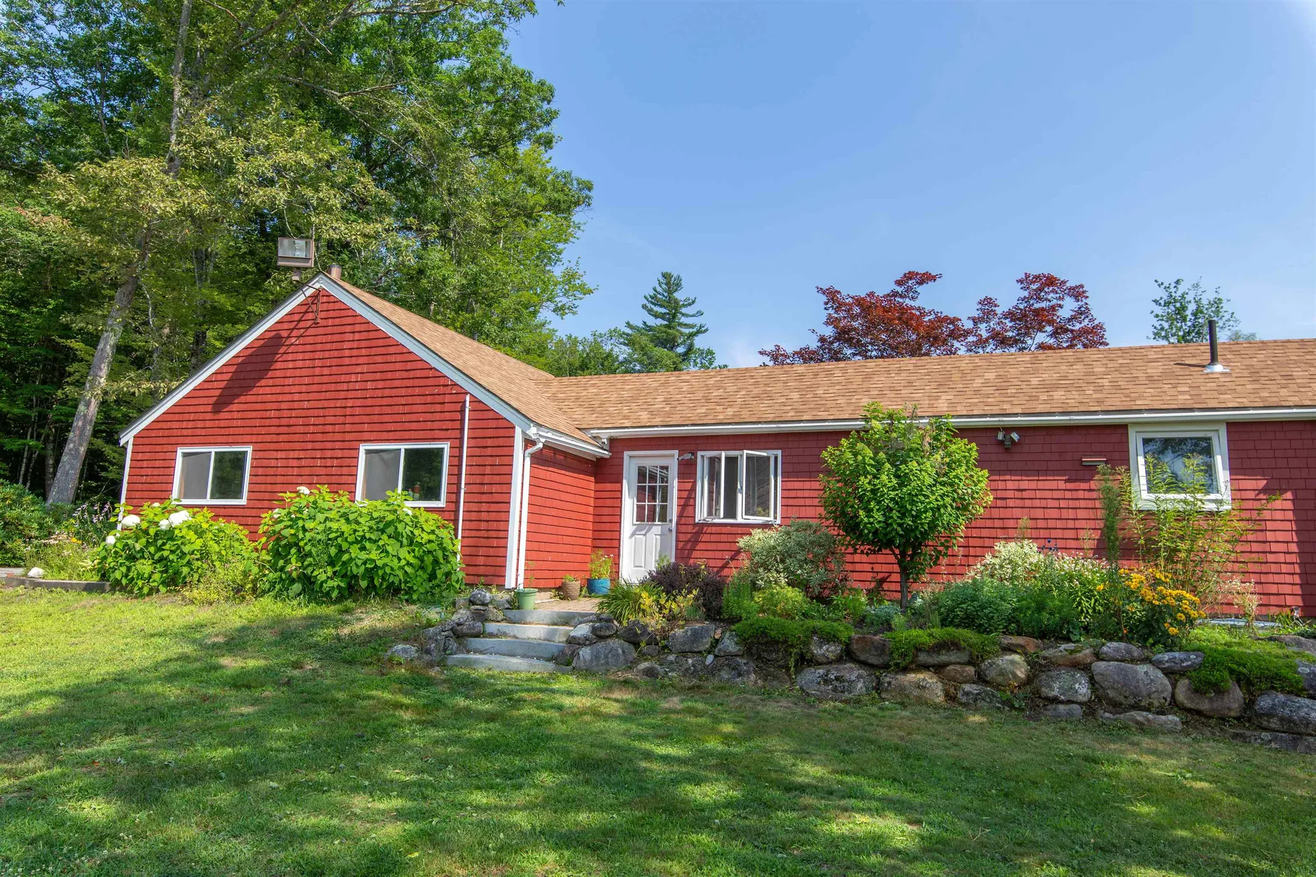 55 Hollow Hill Road Tamworth NH 03886
