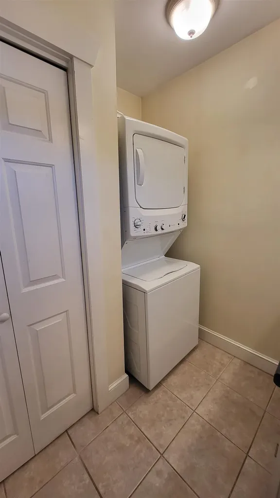 196 East Main Street Conway NH 03818