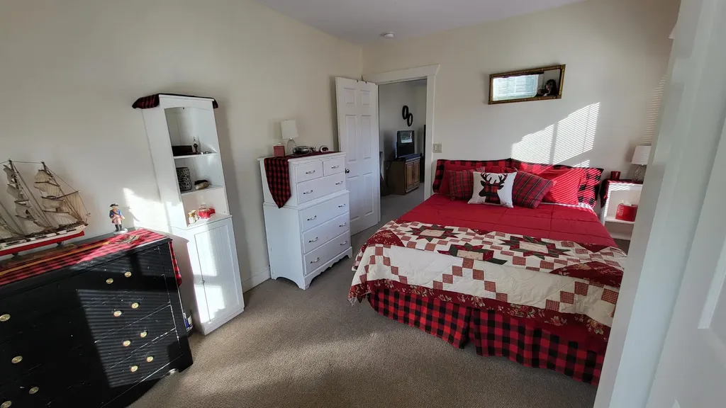 196 East Main Street Conway NH 03818