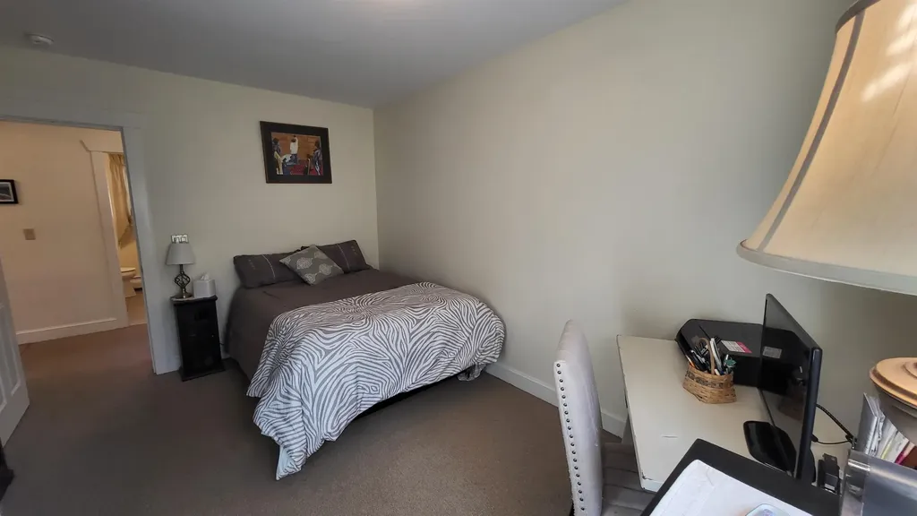 196 East Main Street Conway NH 03818