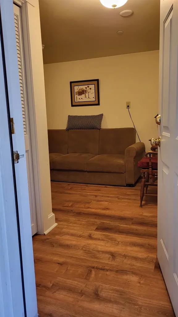 196 East Main Street Conway NH 03818