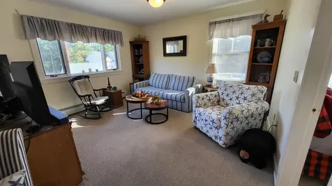 196 East Main Street Conway NH 03818