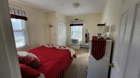 196 East Main Street Conway NH 03818