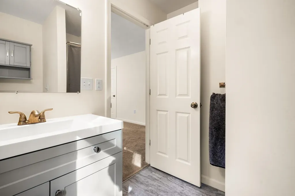 308 Reservoir Road Deering NH 03244