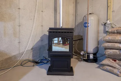 308 Reservoir Road Deering NH 03244