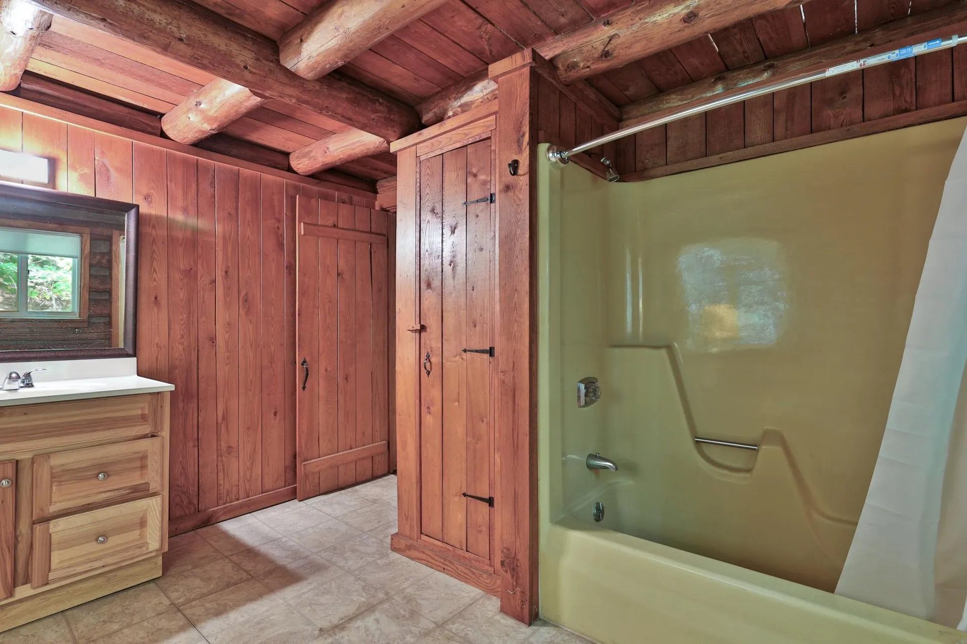 1782 Blackmer Boulevard Stockbridge VT 05772