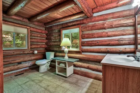 1782 Blackmer Boulevard Stockbridge VT 05772