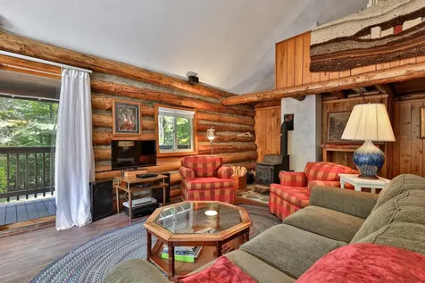 1782 Blackmer Boulevard Stockbridge VT 05772