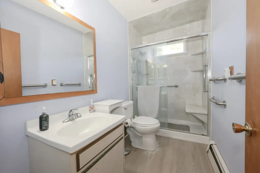 17 Cole Road Windham NH 03087