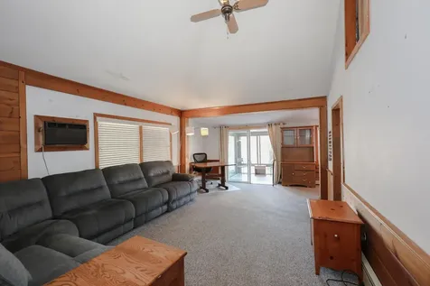 17 Cole Road Windham NH 03087