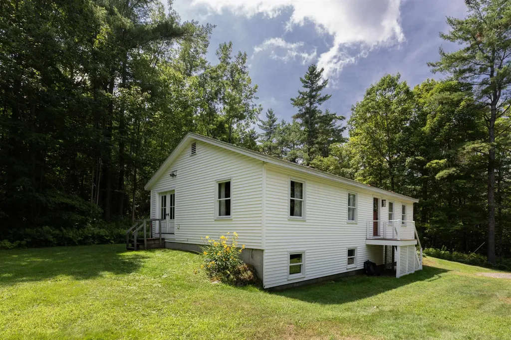 286 Ladieu Road Plainfield NH 03781