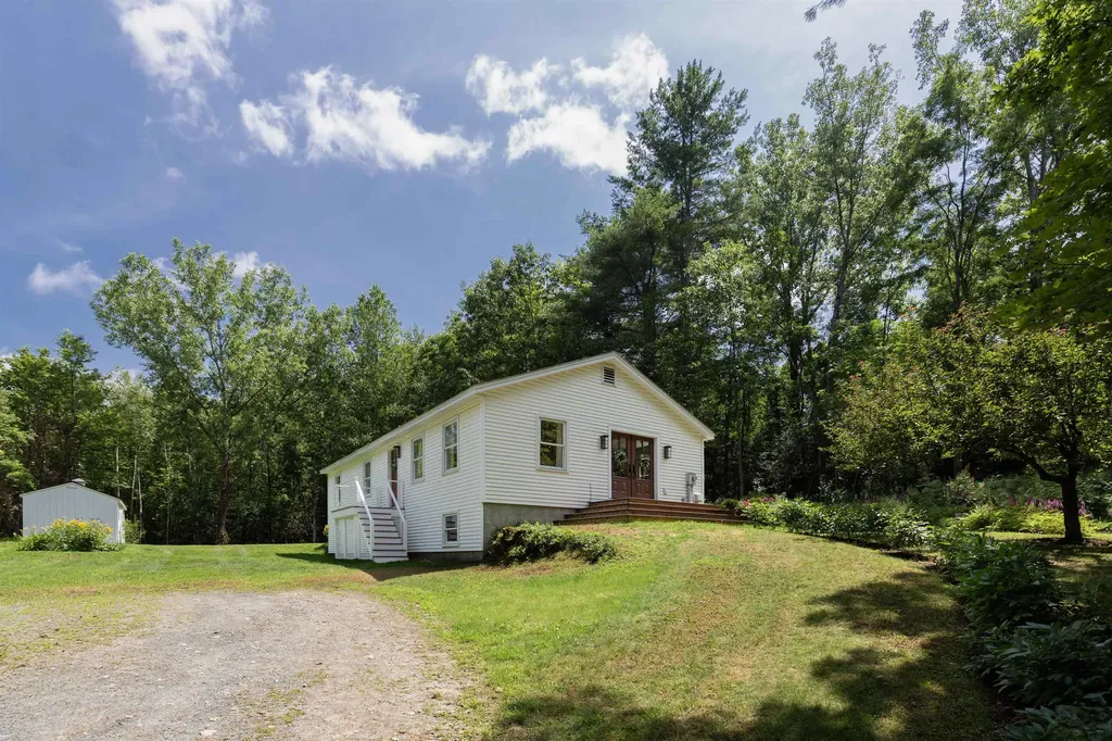 286 Ladieu Road Plainfield NH 03781