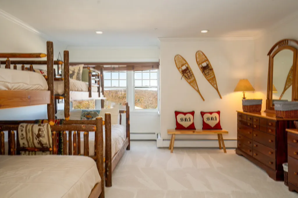 19 Village Lodge Road Stratton VT 05155