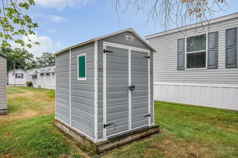 69 Caddy Drive Salem NH 03079