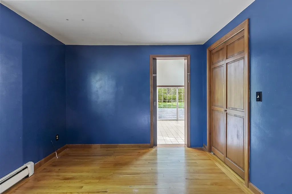 96 North Road North Hampton NH 03862