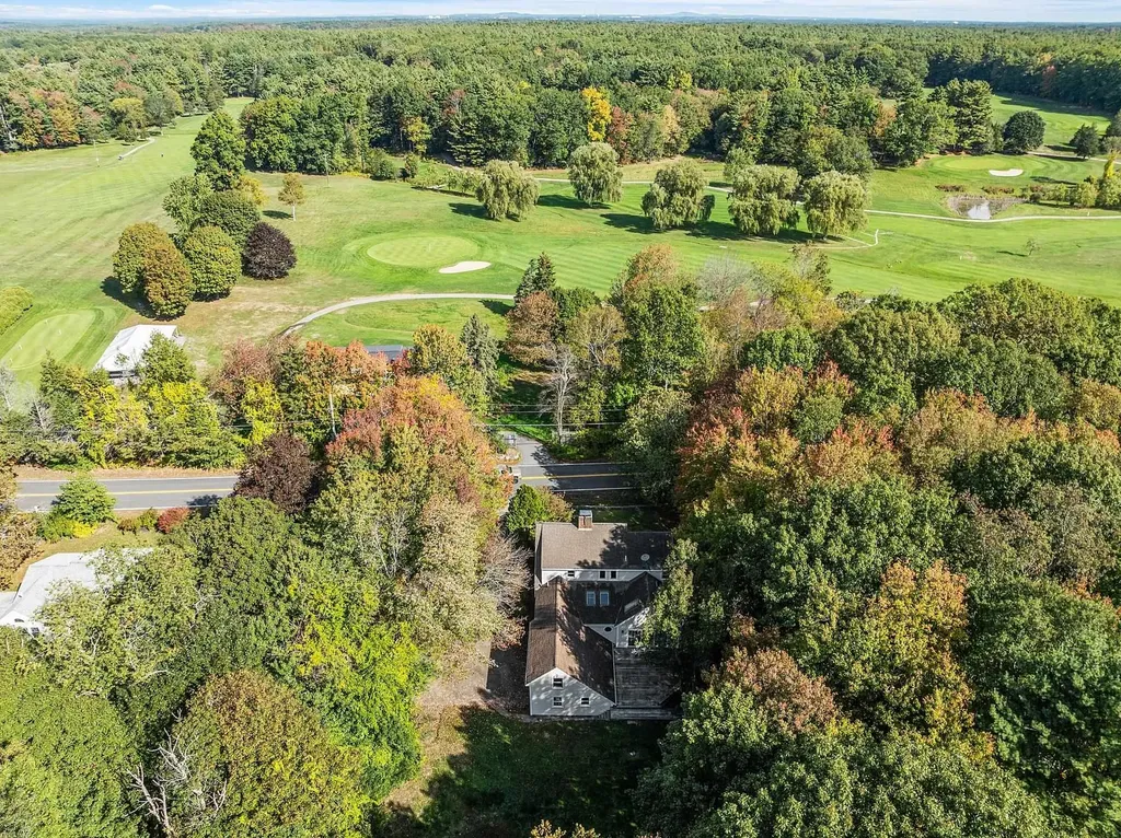 96 North Road North Hampton NH 03862