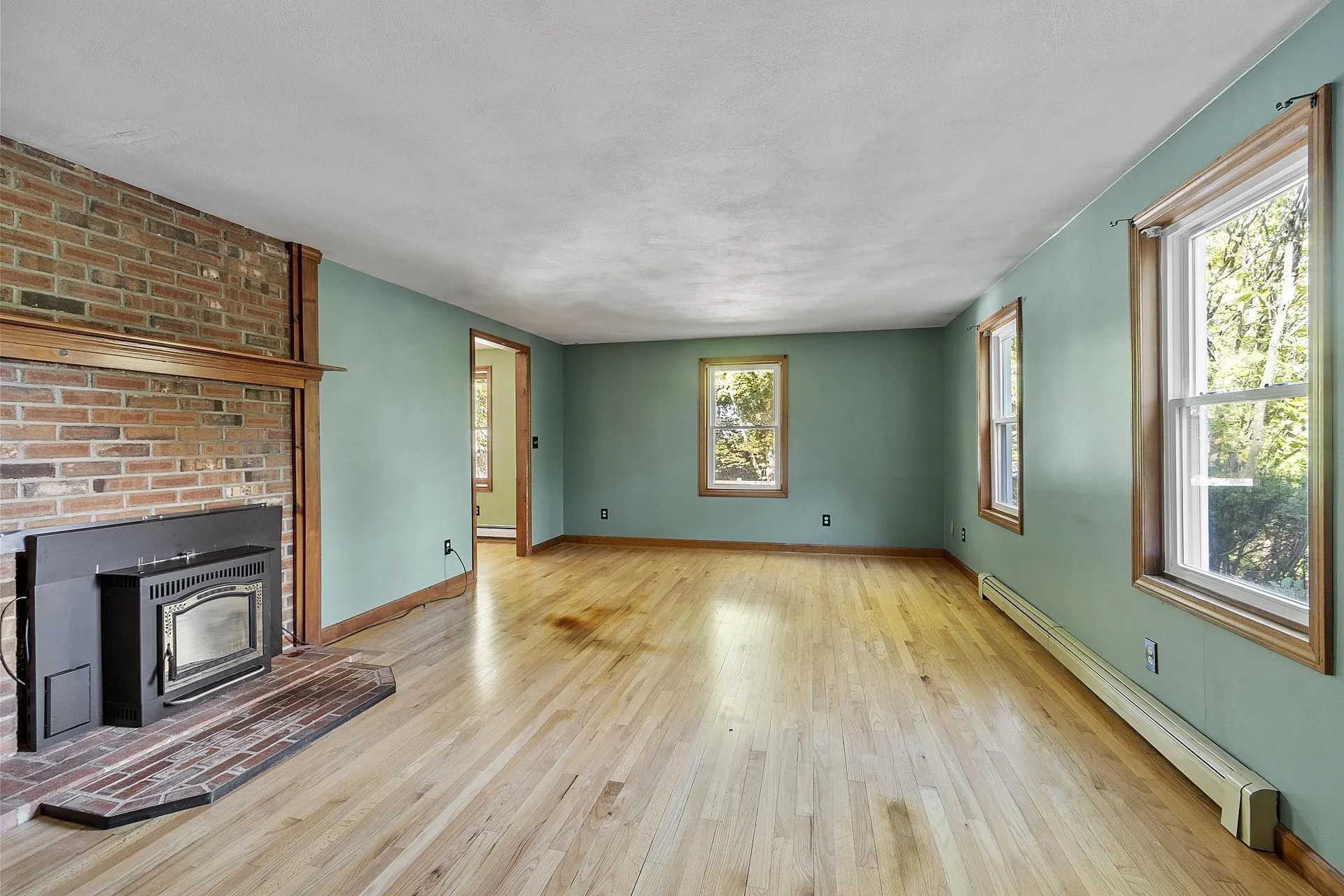 96 North Road North Hampton NH 03862