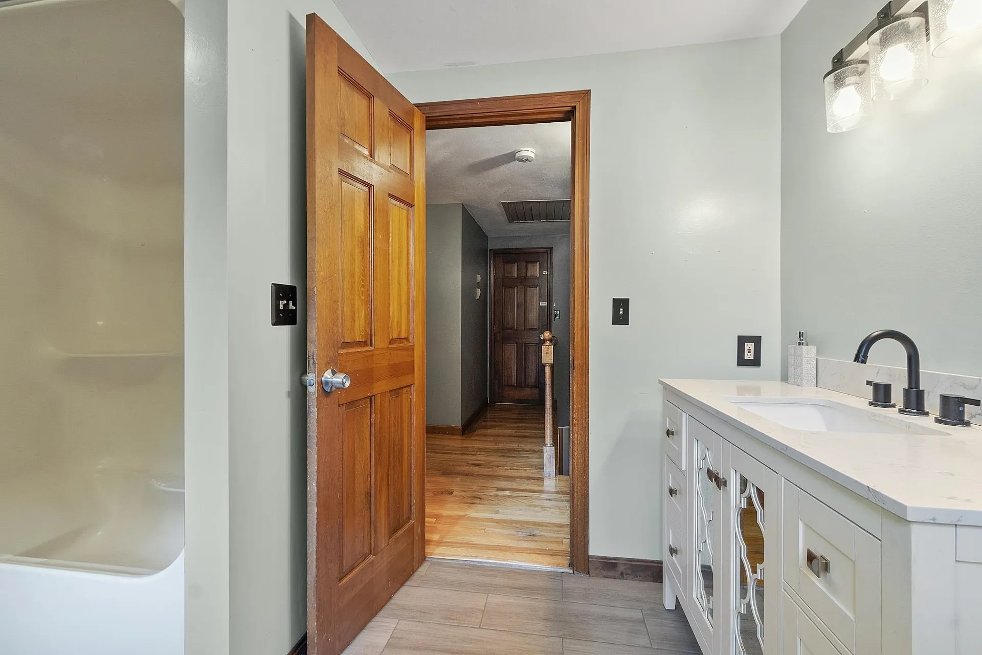 96 North Road North Hampton NH 03862