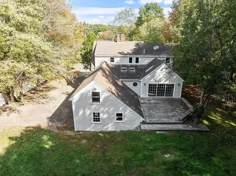 96 North Road North Hampton NH 03862