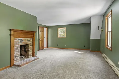 96 North Road North Hampton NH 03862