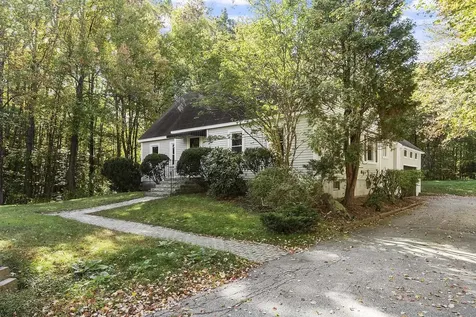 96 North Road North Hampton NH 03862