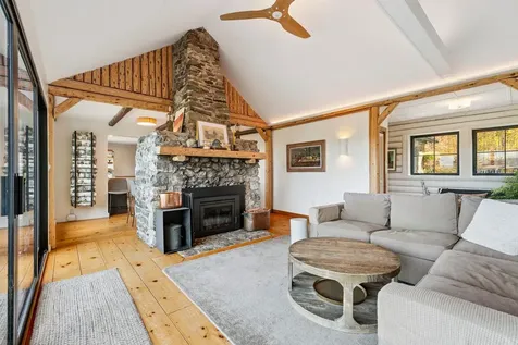 2769 Cloudland Road Pomfret VT 05067