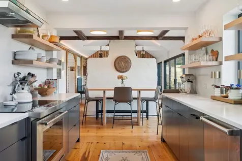 2769 Cloudland Road Pomfret VT 05067